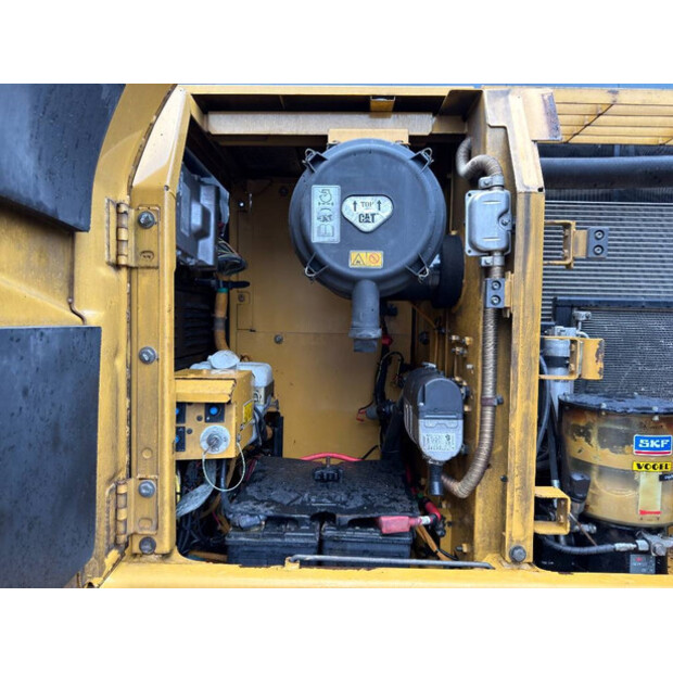 2008 Caterpillar 320DL-45060748