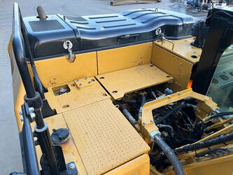 2016-caterpillar-323fl-1408312-45060930