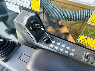 2016-caterpillar-323fl-1408312-45060948