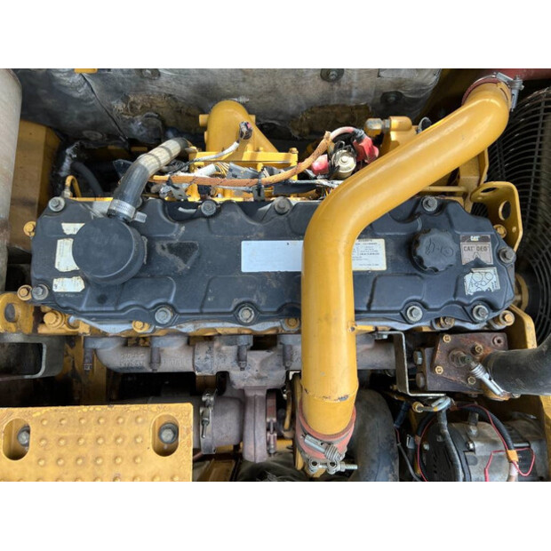 2011 كاتربيلر 329DLN-45061116