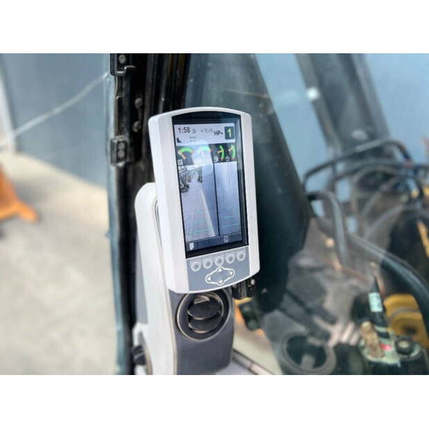 2017 كاتربيلر 352F-45061339