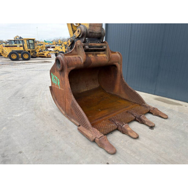 2017 Caterpillar 352F XE-45061441