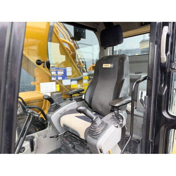 2017 Caterpillar 352F XE-45061475