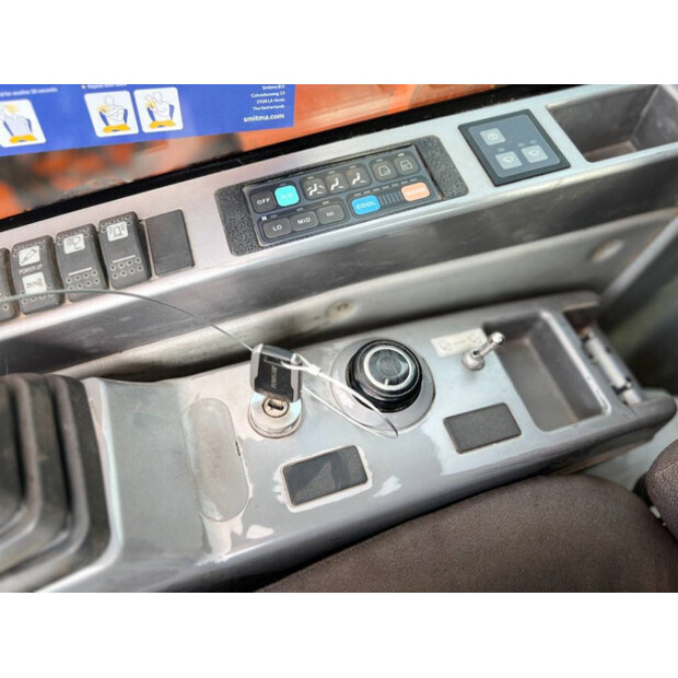 2012 Doosan DX235LCR-45061656