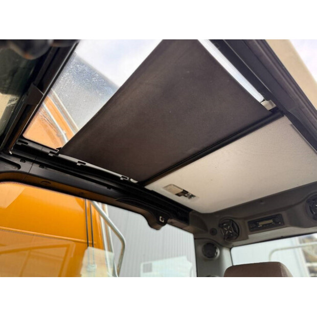 2014 Liebherr R922-45061745