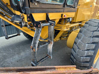 2018-caterpillar-140k-1408346-45062482