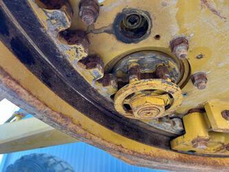 2018-caterpillar-140k-1408346-45062487