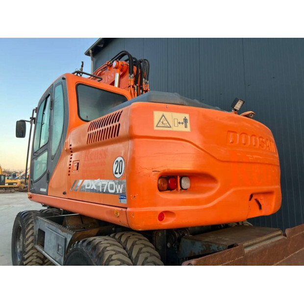 2010 Doosan DX170W-45063596