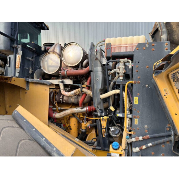2017 Caterpillar 972M-45063886