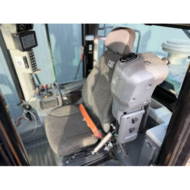 2017 Caterpillar 972M-45063897