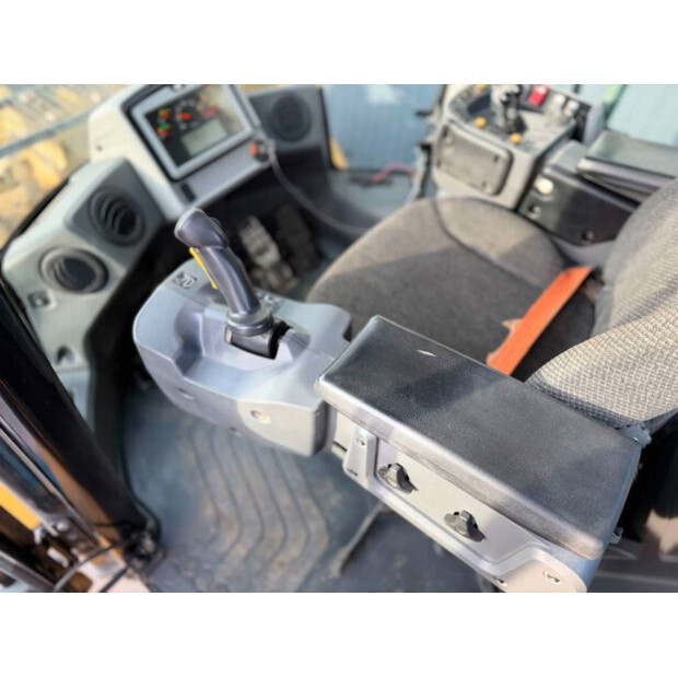 2017 Caterpillar 972M-45063899