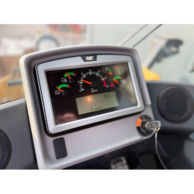 2017 Caterpillar 972M-45063905