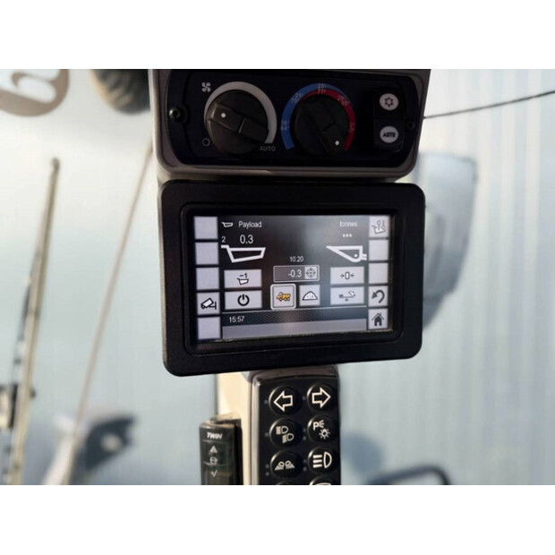 2017 Caterpillar 972M-45063906