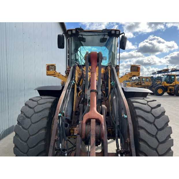 2011 Volvo L90F-45063966