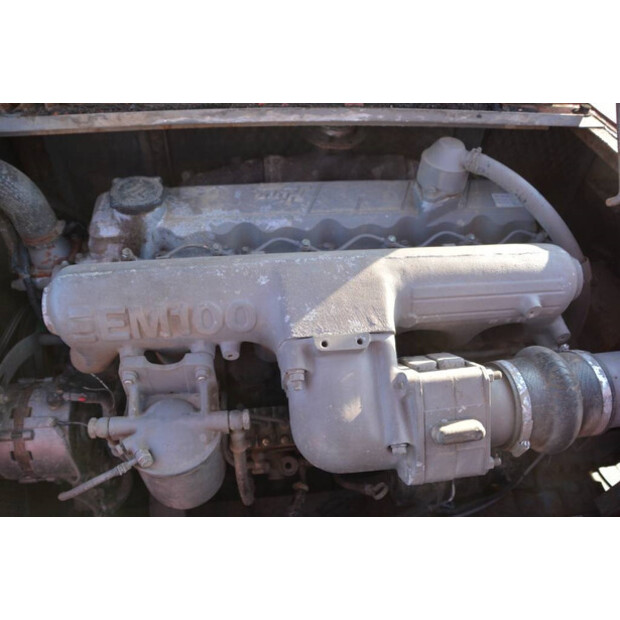 1996 Hitachi KH 230-3-45064100