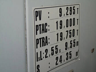 2014-mercedes-benz-axor-1829-1408024-45064176