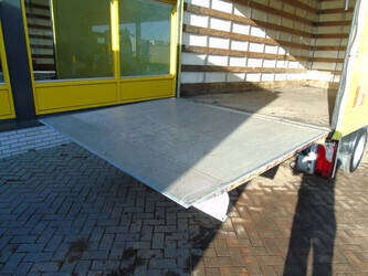 2013-mercedes-benz-sprinter-516-1408394-45064204