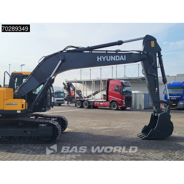 2025 هيونداي R210-45077322