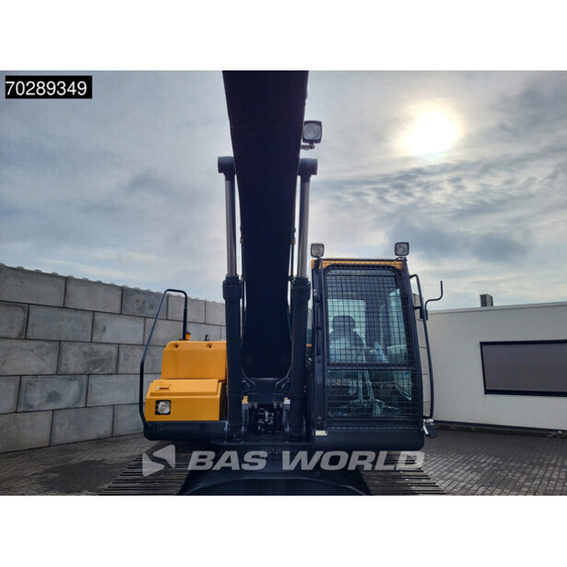 2025 هيونداي R210-45077323