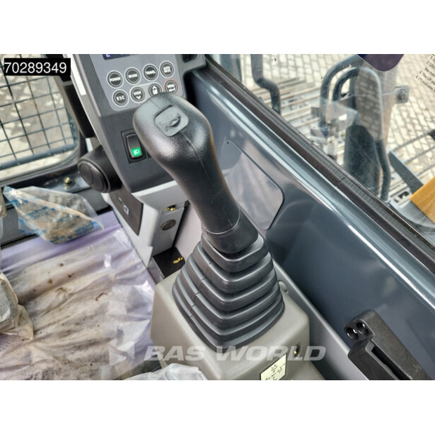 2025 هيونداي R210-45077345