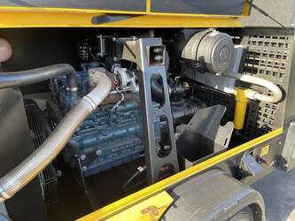 2015-kaeser-m-80-n-45077587