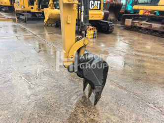 2025-caterpillar-302-45077679