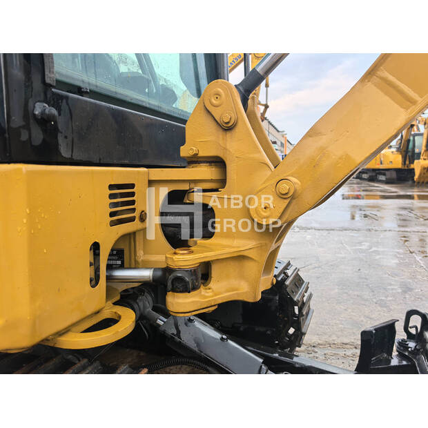 2025 Caterpillar 302-45077683