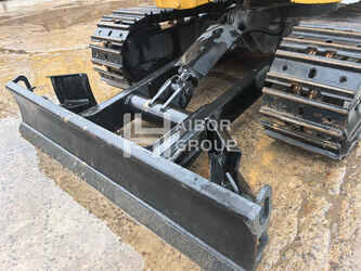 2025-caterpillar-302-45077685