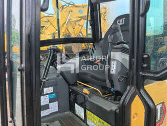 2025-caterpillar-302-45077688