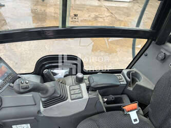 2025-caterpillar-302-45077690