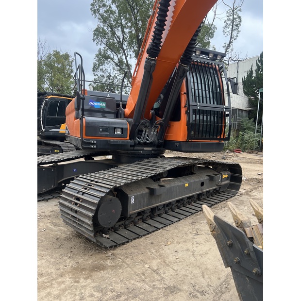 2024 Develon DX225LCA-45090281