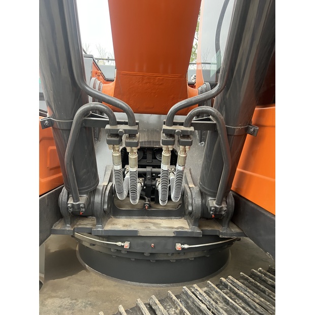 2024 Develon DX225LCA-45090292