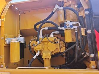 2024-caterpillar-320d2-1408488-45090359