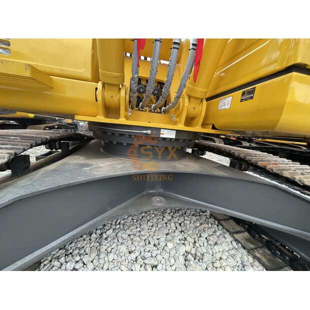 2021 Komatsu PC220-8N1-45090444