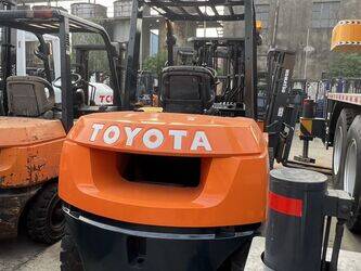 2020-toyota-7fd50-1184271-45091142