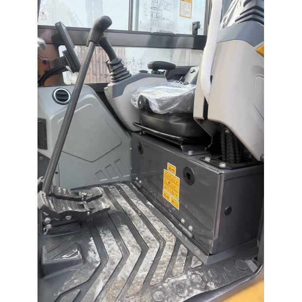 2025 اكس سي ام جي XE35U-45091176