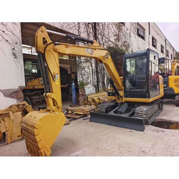 2023 كاتربيلر 305.5E-45091237