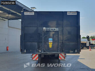 2020-kelberg-others-45091576