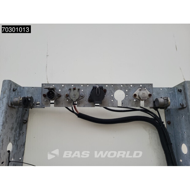 2008 تراكون OTHERS-45092088