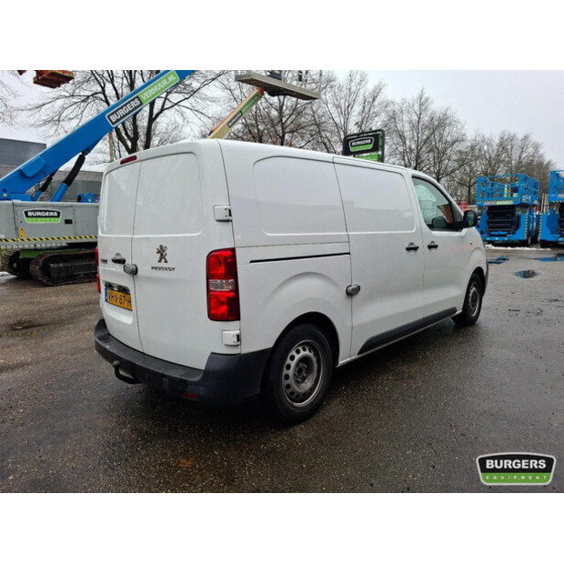 2021 Peugeot Expert-45092580
