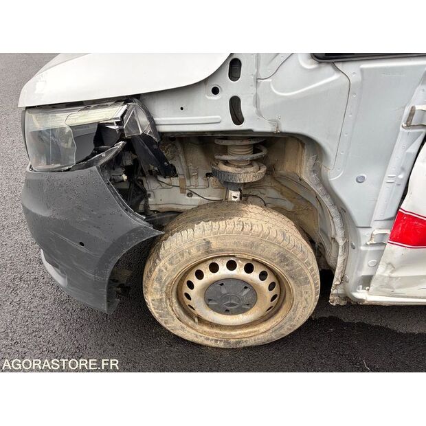 2020 Mercedes-Benz Vito-45106033