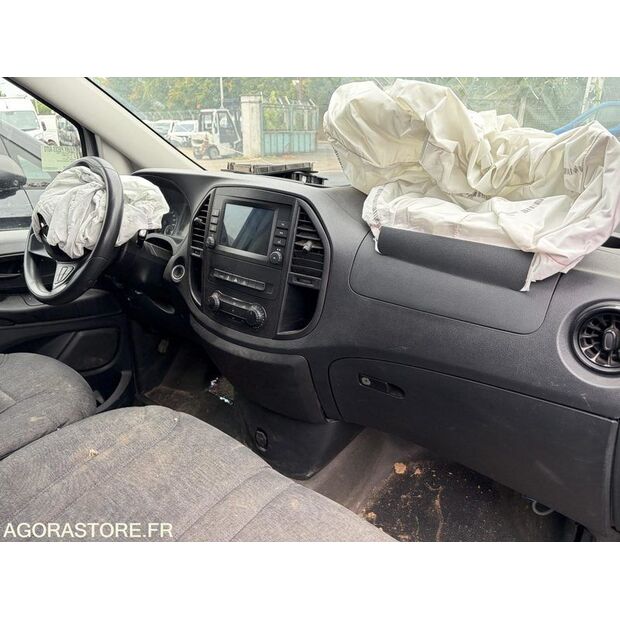 2020 Mercedes-Benz Vito-45106035