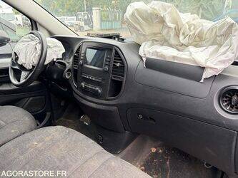 2020-mercedes-benz-vito-1408650-45106035
