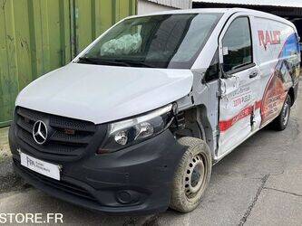 2020-mercedes-benz-vito-1408650-45106040