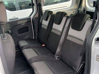 2017-renault-kangoo-1408653-45106059