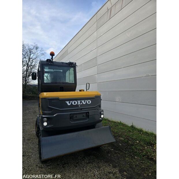 2020 Volvo EW60E-45106093