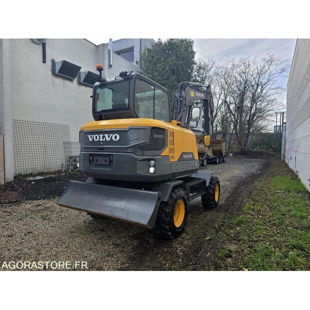 2020 Volvo EW60E-45106094