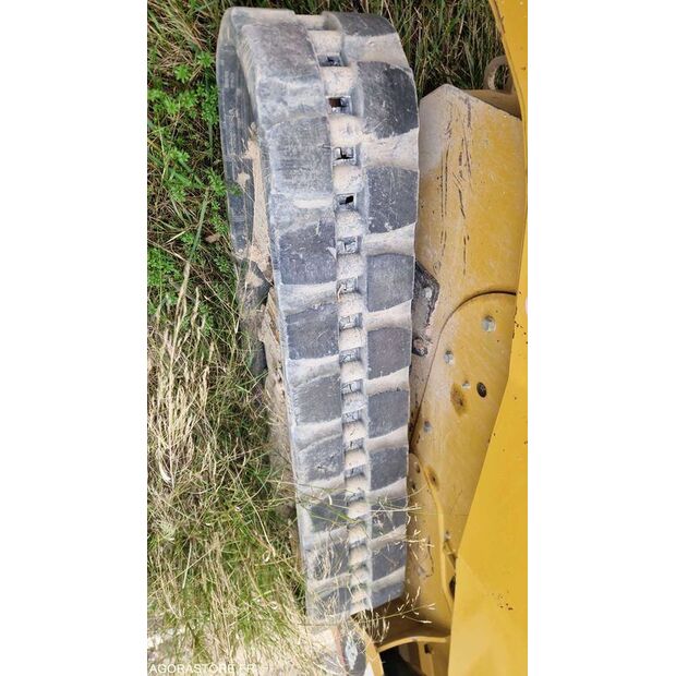 2011 كاتربيلر 259B3-45106144