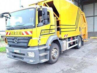 2009-mercedes-benz-1824-1408664-45106169