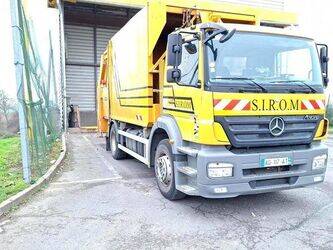 2009-mercedes-benz-1824-1408664-45106170